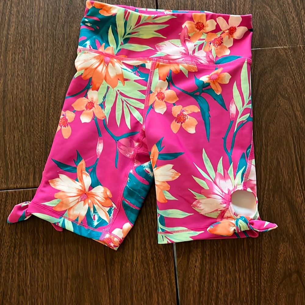 Girls old navy powersoft bike shorts S (6/7)